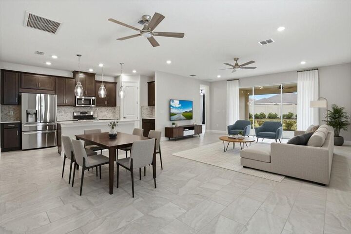 Property Photo: 5237 Savino Circle FL 34221