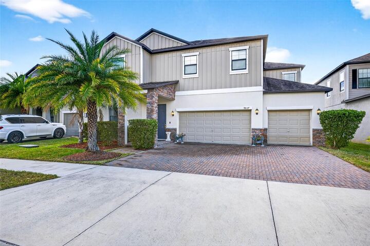 Property Photo:  9837 Sage Creek Drive  FL 33573 