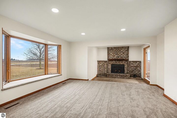 Property Photo: 6386 E Washington MI 48847