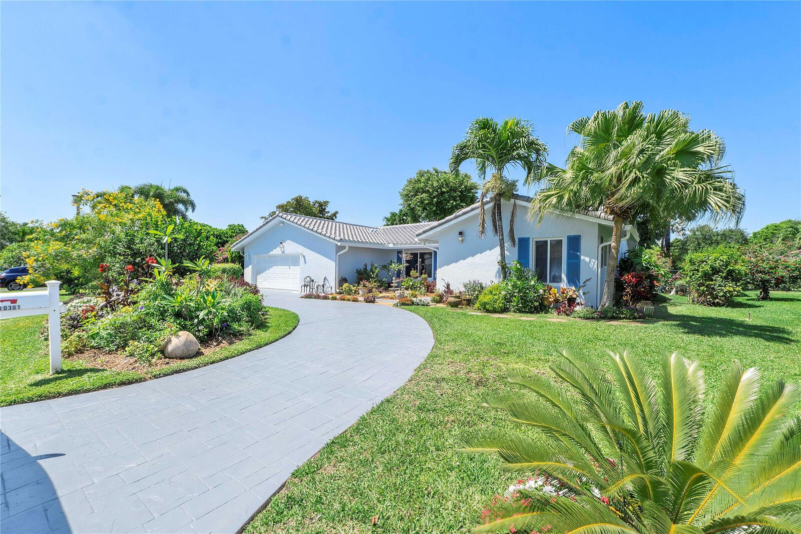 Property Photo:  10301 NW 16th Court  FL 33071 