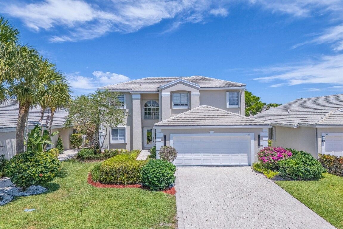 Property Photo: 7869 Travlers Tree Drive FL 33433