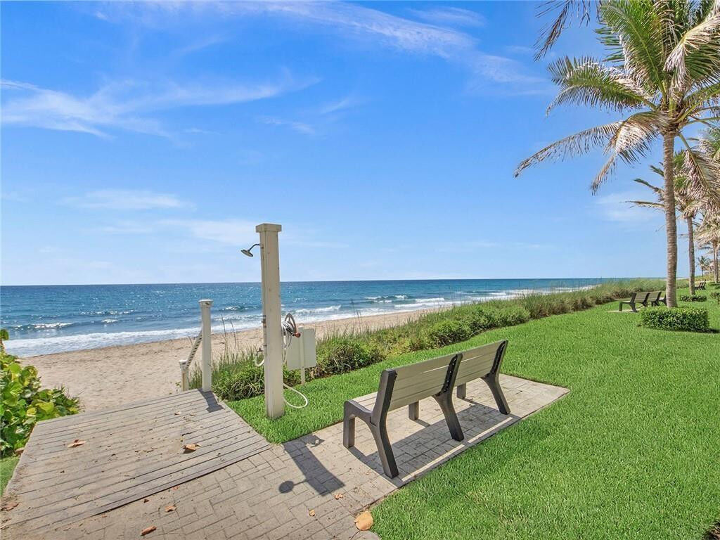 Property Photo:  1194 Hillsboro Mile 64  FL 33062 