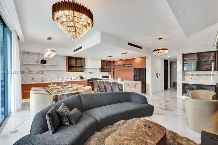 Property Photo: 3300 NE 188th St 210 FL 33180