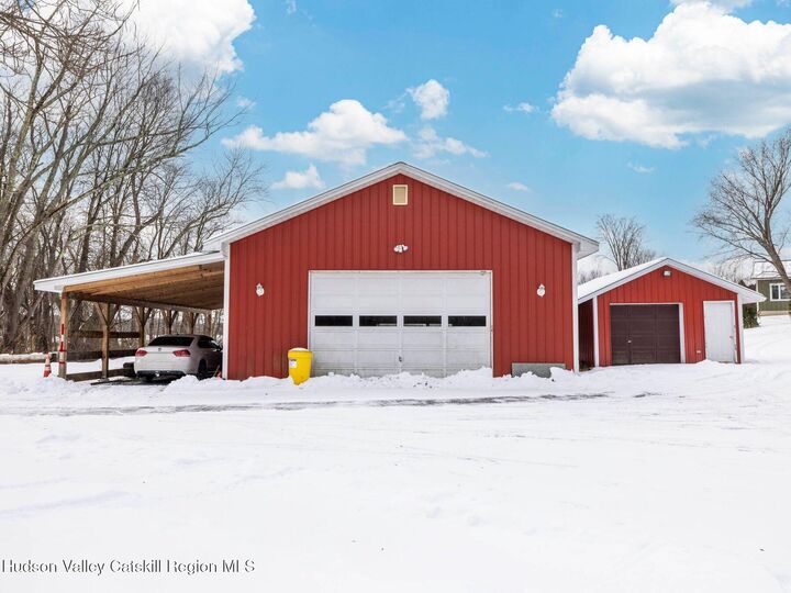 Property Photo:  463 McKinstry  NY 12525 