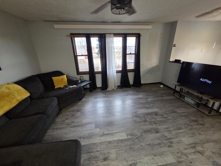 Property Photo:  511 Blue Bird Ln  SD 57719 