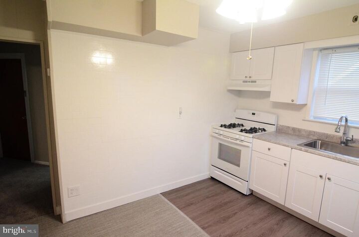 Property Photo:  219 9th Avenue Apartment B  NJ 08035 