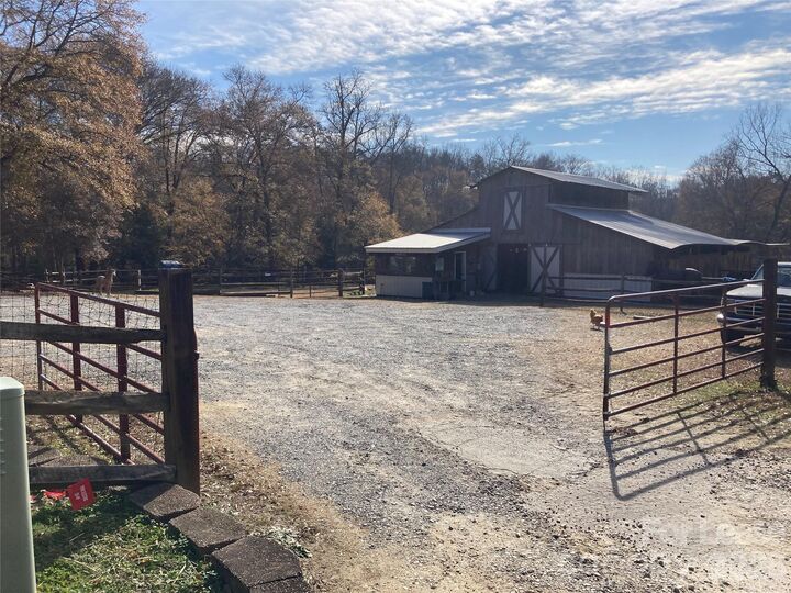 Property Photo: 8737 Whippoorwill Lane SC 29707