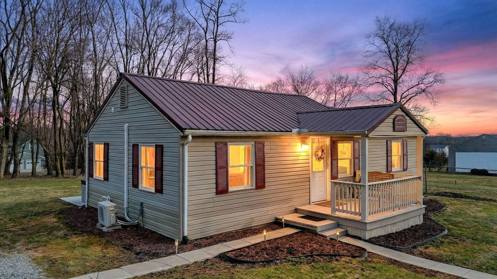 Property Photo: 13190 Tarlton Road OH 43113