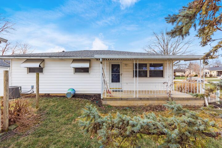 Property Photo:  4212 Arbutus Avenue  OH 43123 