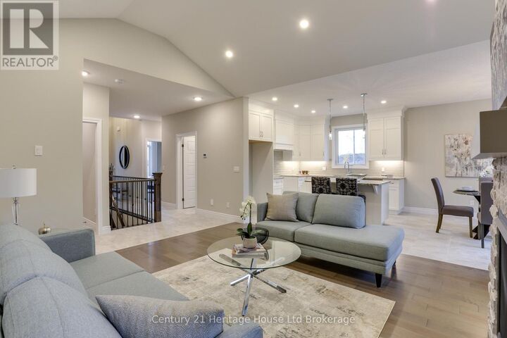 Property Photo:  114 Beech Boulevard  ON N4G 5S1 