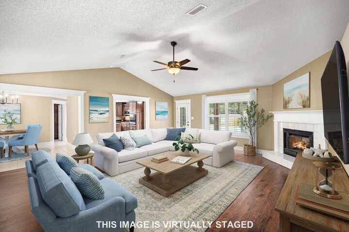 Property Photo:  337 Louise Circle  FL 32541 