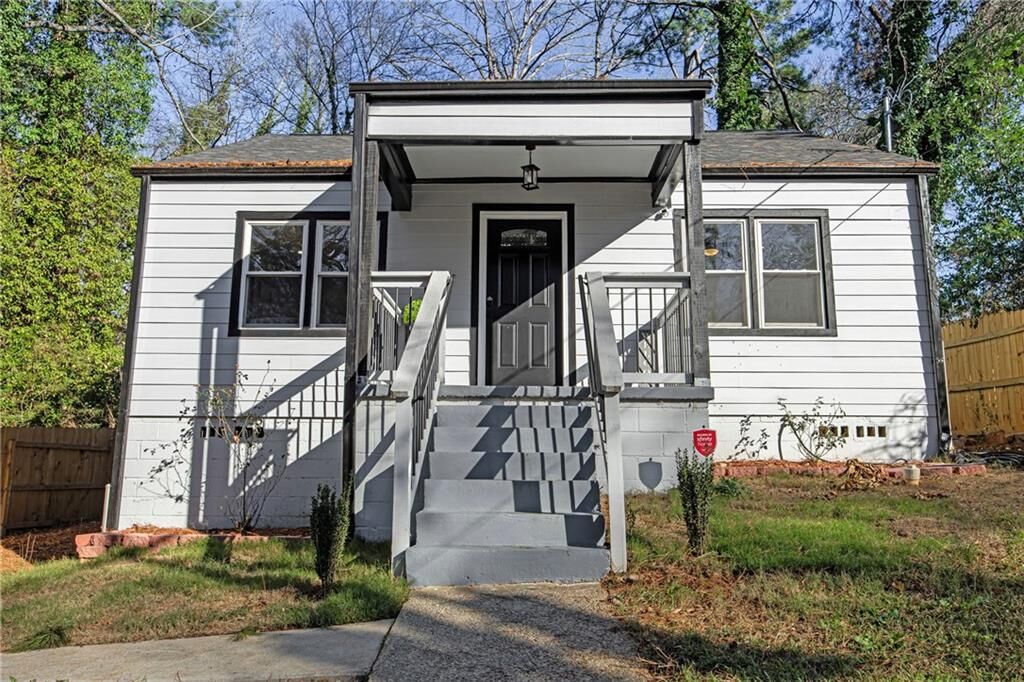 Property Photo:  430 Wilkinson Drive SE  GA 30317 