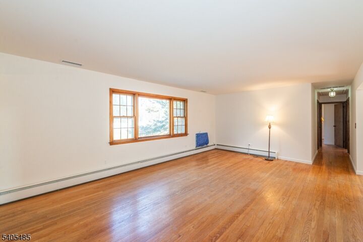 Property Photo:  8 Franklin Dr  NJ 07869 