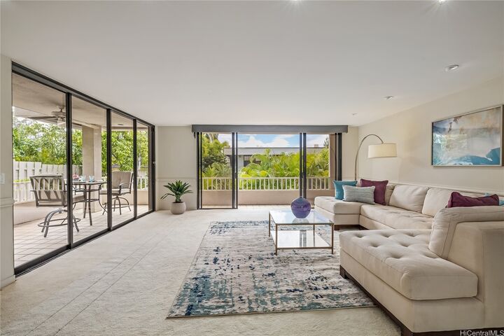 Property Photo:  2929 Poni Moi Road 4  HI 96815 