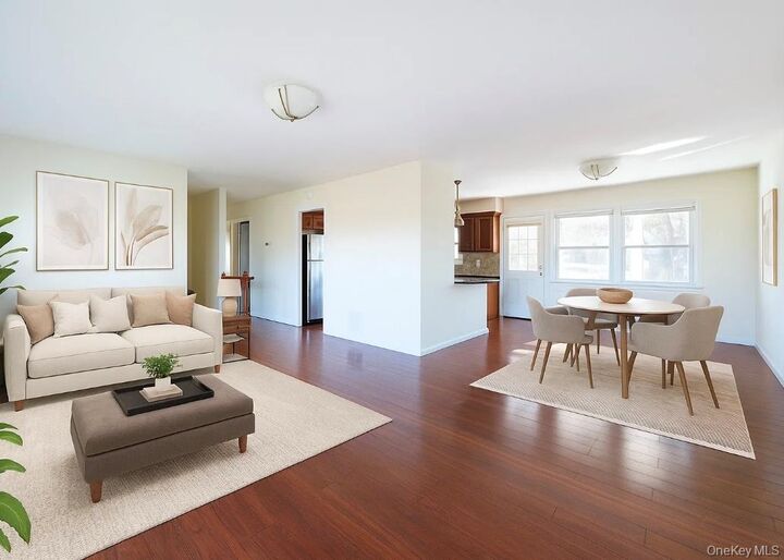 Property Photo:  1320 Mamaroneck Avenue  NY 10543 