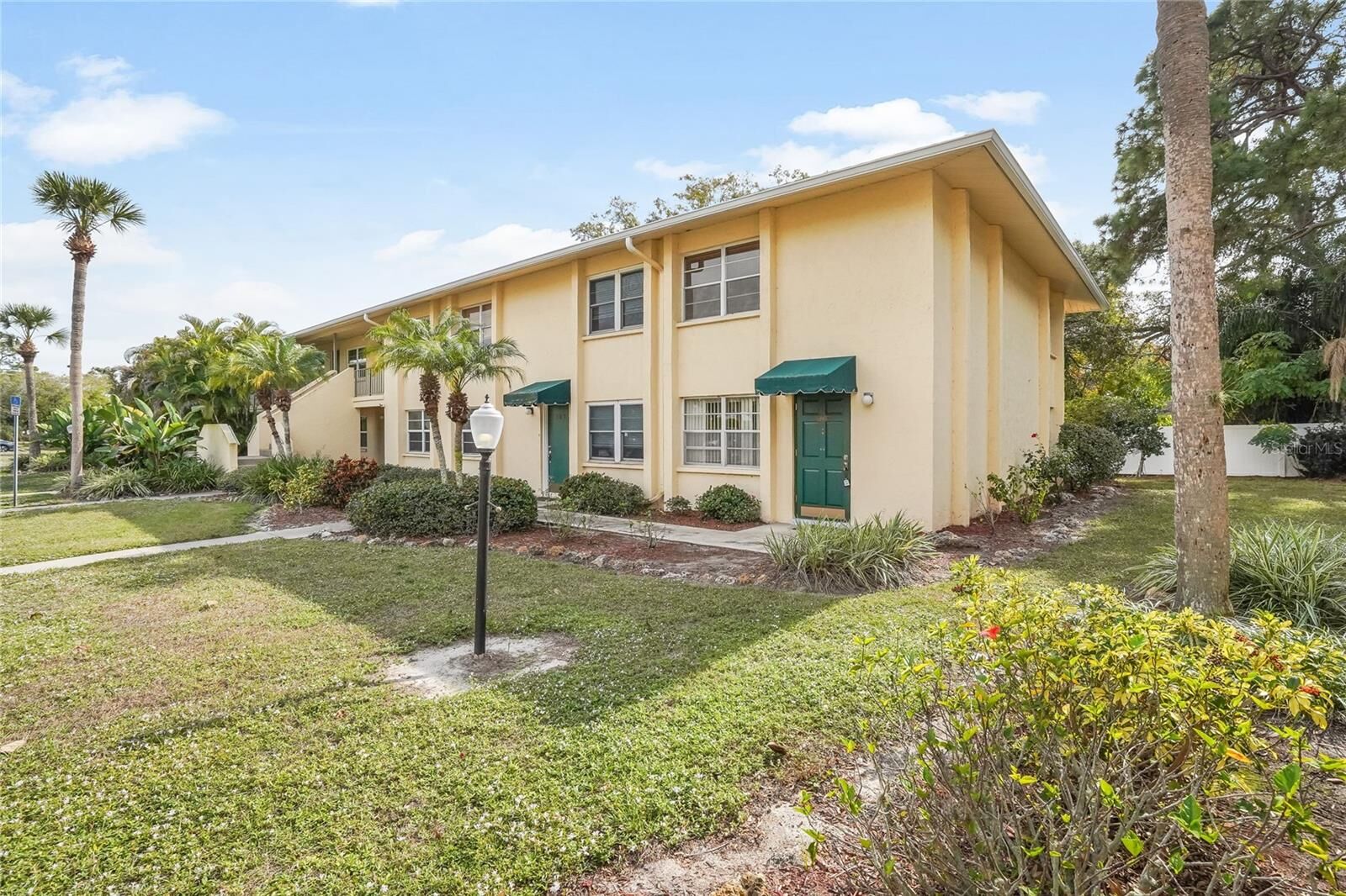 Property Photo:  4805 Rilma Avenue 108  FL 34234 