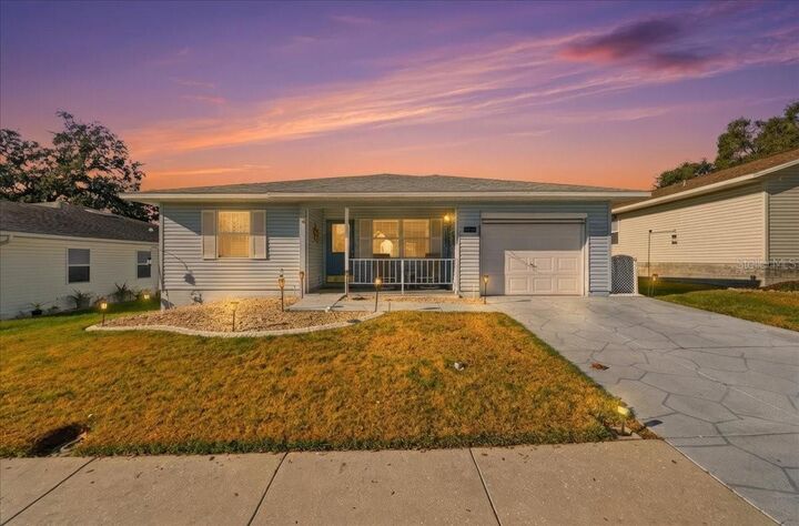 Property Photo:  1938 Long Boat Drive  FL 33810 