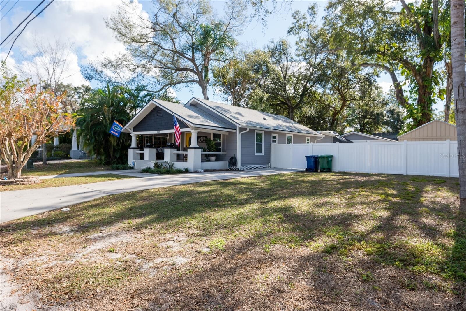 Property Photo:  1015 E Crawford Street  FL 33604 