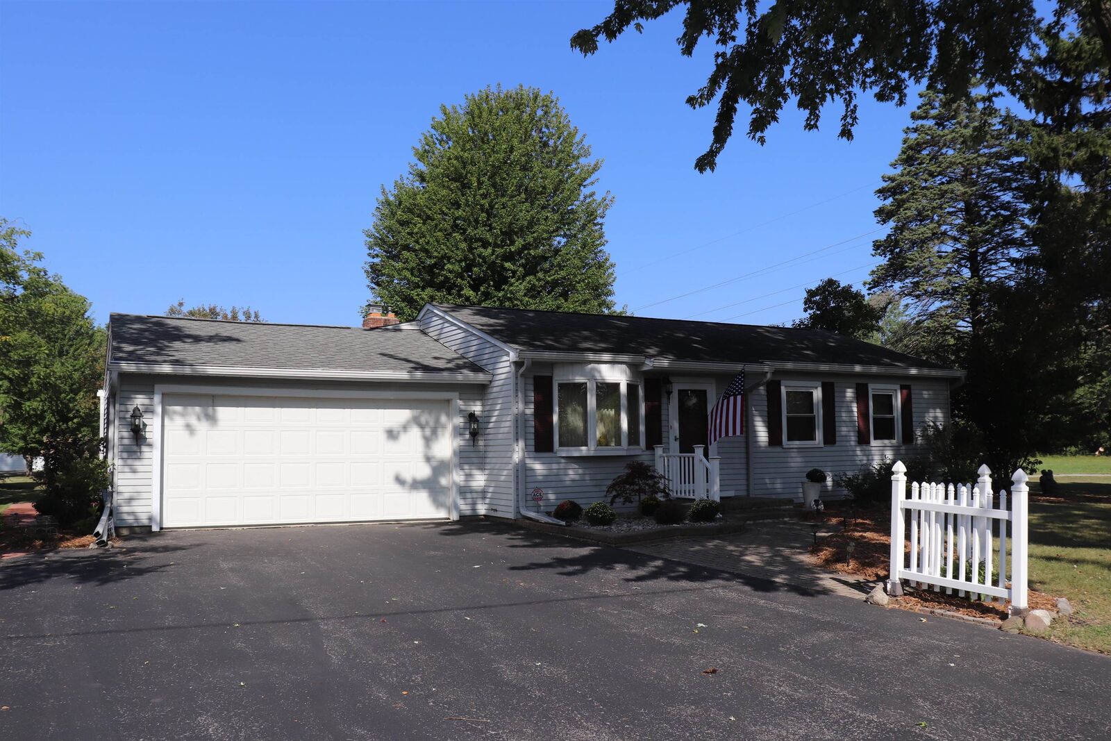 Property Photo: 3378 State St Road MI 48706