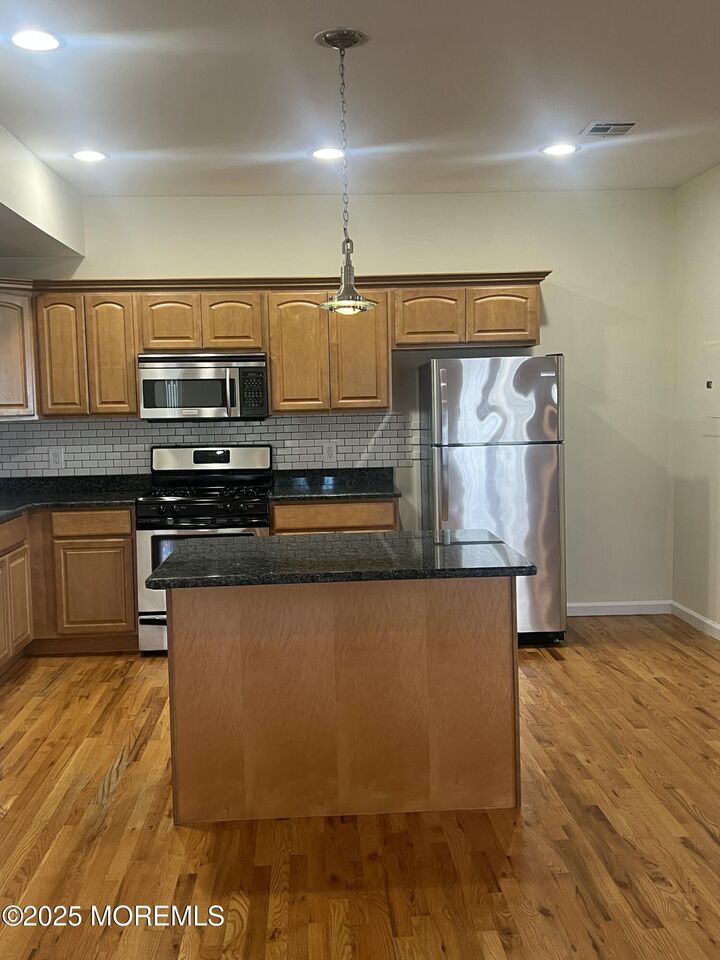 Property Photo:  505 Summerfield Avenue 202  NJ 07712 