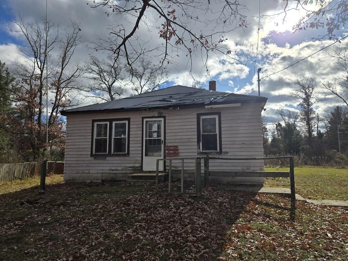Property Photo:  317 E Baldwin Road  MI 49642 