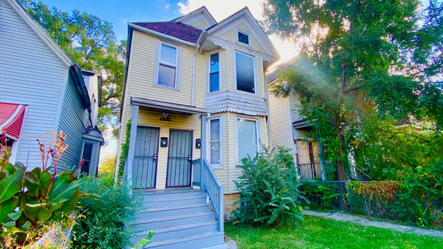 Property Photo:  6833 S Green Street 1  IL 60621 