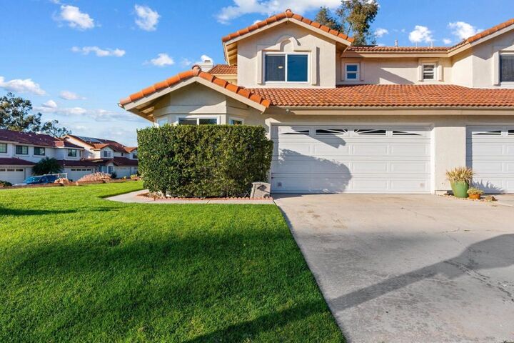 Property Photo:  1744 N Willowspring Drive N  CA 92024 