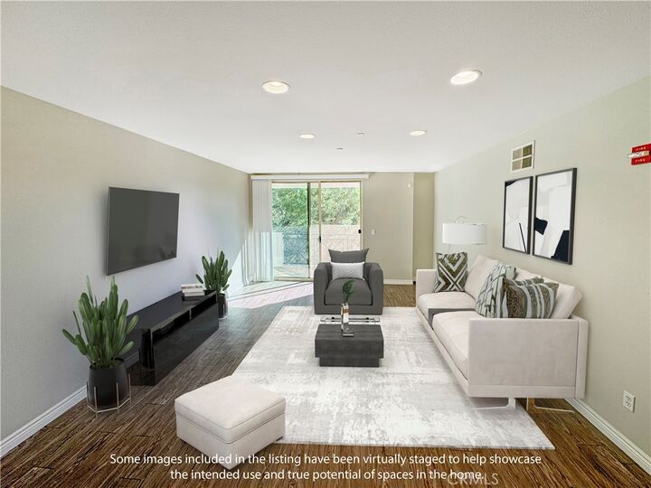 Property Photo:  712 E Walnut 202  CA 91101 