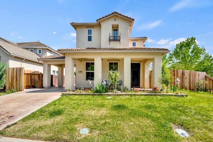 Property Photo:  2491 Bear River Court  CA 95691 