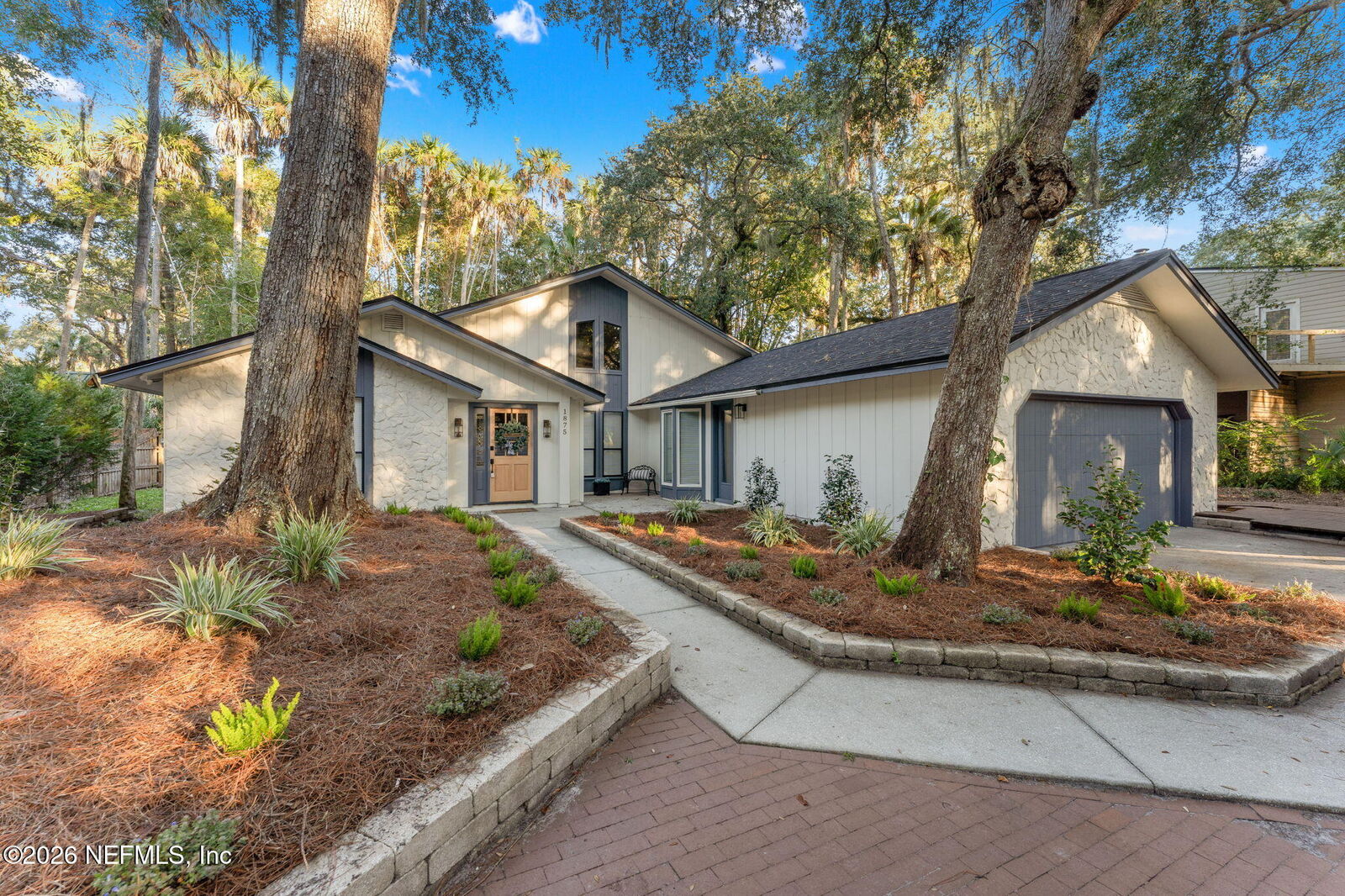 Property Photo: 1875 Live Oak Lane FL 32233