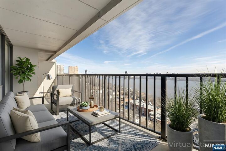 Property Photo:  3 Horizon Road #1004  NJ 07024 