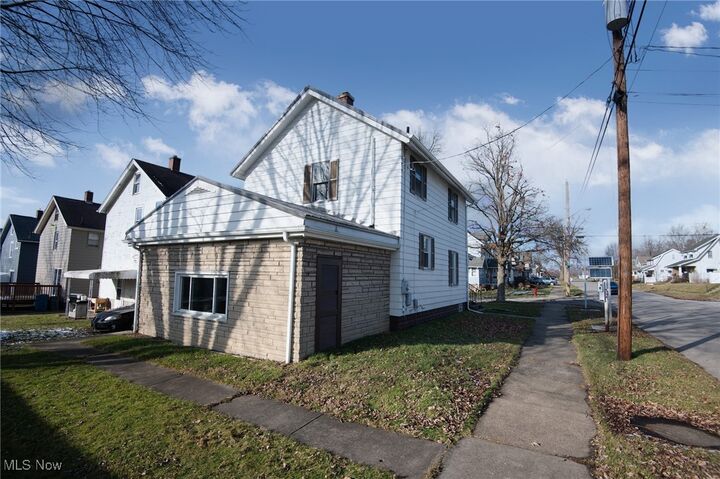 Property Photo:  349 Forsythe Avenue  OH 44420 
