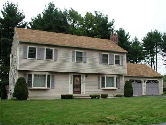 Property Photo:  26 Spindlewick Drive  NH 03062 