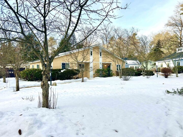 Property Photo: 14 Amoskeag Road NH 03301