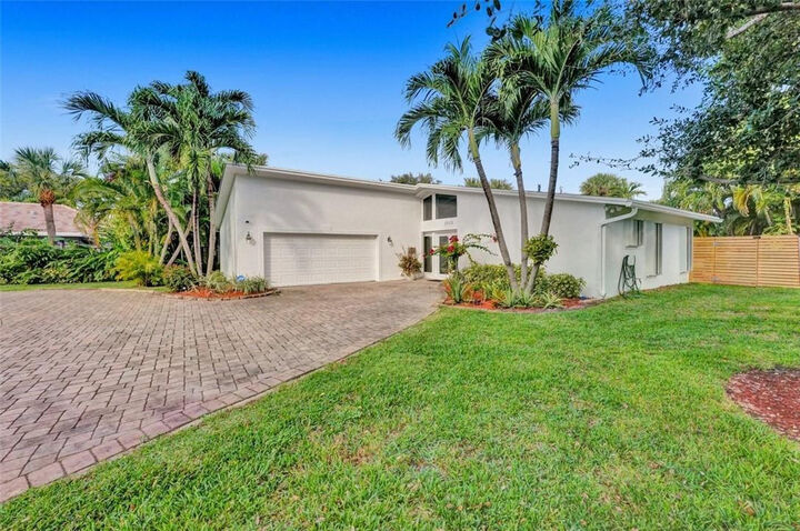 Property Photo:  2525 SE 7th Drive  FL 33062 