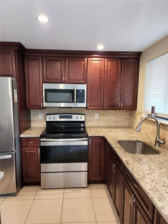 Property Photo:  651 N University Drive 23  FL 33324 