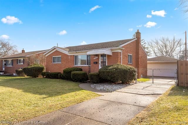 Property Photo:  32713 Cambridge Street  MI 48135 