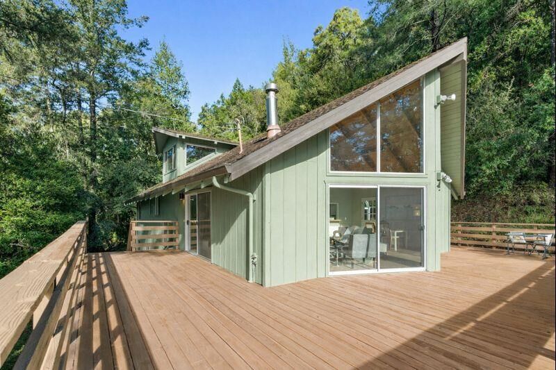 Property Photo:  298 Vine Hill Road  CA 95065 