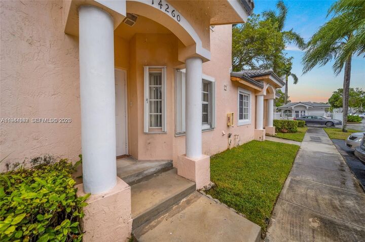 Property Photo:  14260 SW 121st Pl 11  FL 33186 