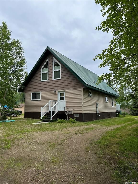 Property Photo:  2 And 11 Spruce Crescent  SK S0M 1B0 