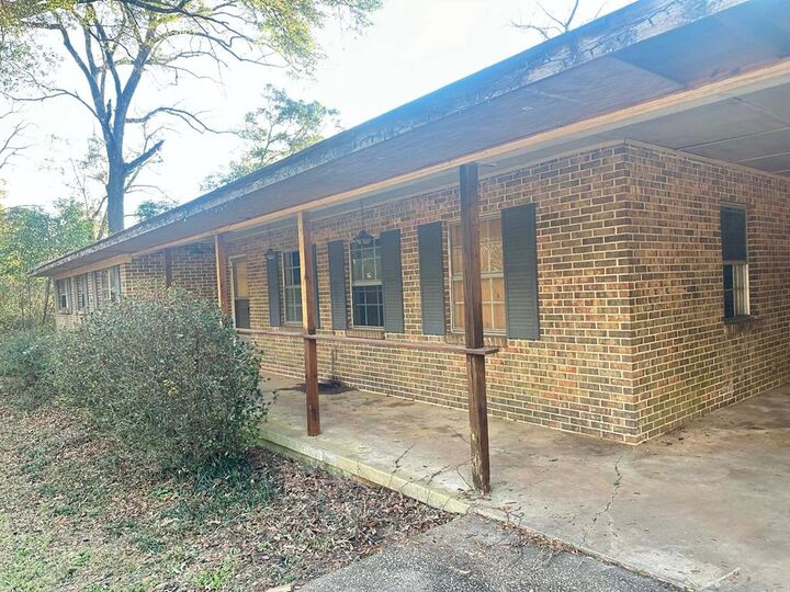 Property Photo:  5131 County Road 417  AL 36453 