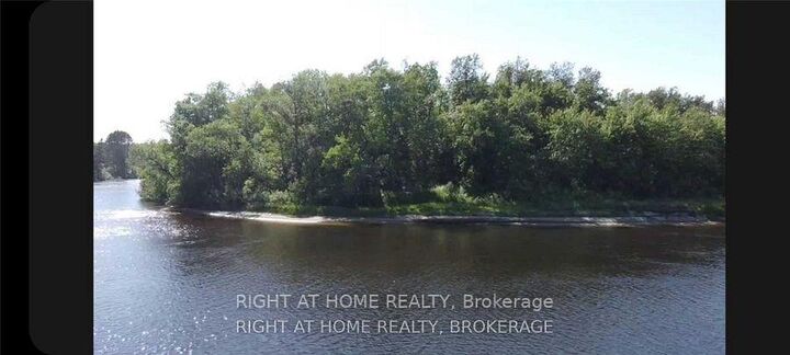 Property Photo:  0 Hwy 575 N/A  ON P0H 1M0 