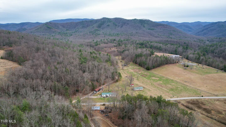 Property Photo:  7105 Greystone Rd  TN 37616 