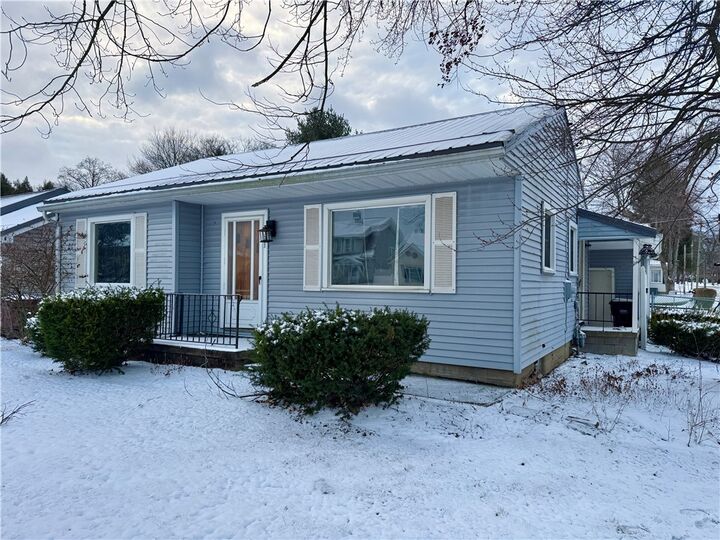 Property Photo:  421 S Main St  PA 16125 