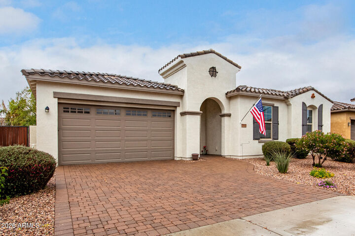 Property Photo:  19550 E Walnut Road  AZ 85142 