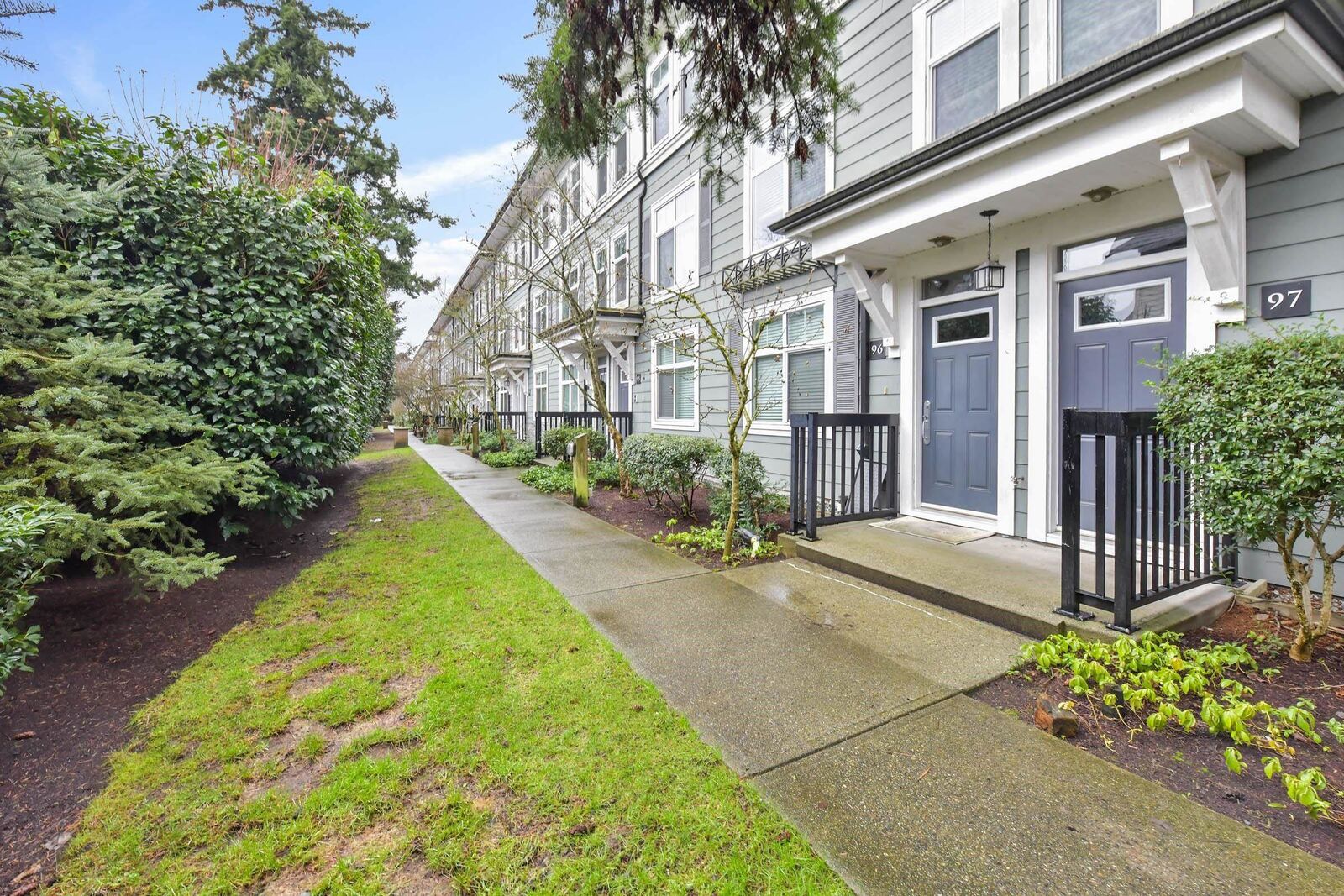 Property Photo:  15833 26 Avenue 93  BC V4Z 2B3 