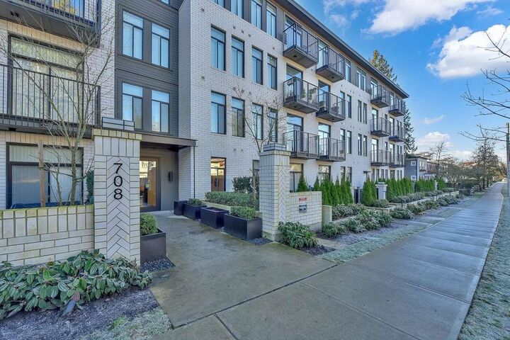 708 Edgar Avenue 211 — photo 1