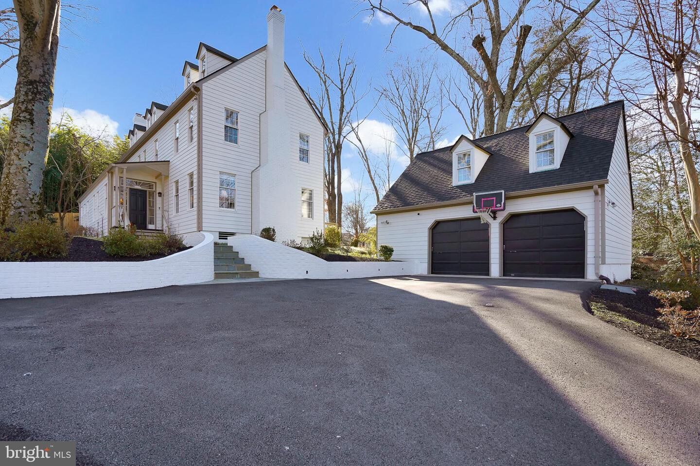 Property Photo: 815 Arcturus On The Potomac VA 22308