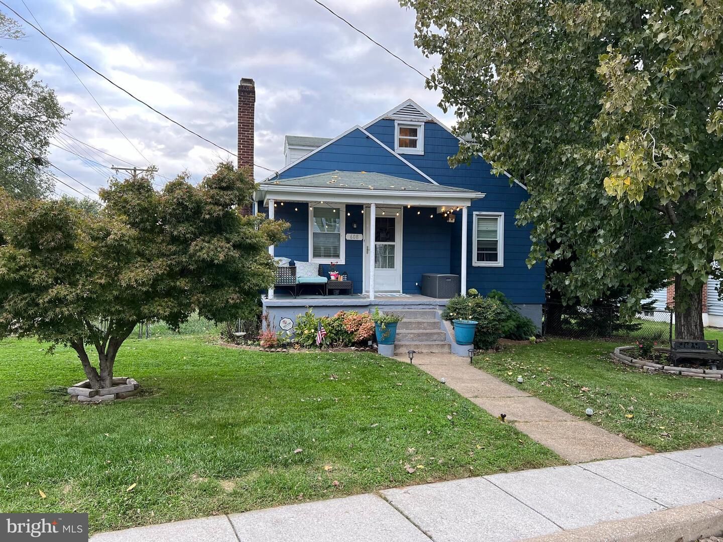 Property Photo:  608 Meyers Drive  MD 21228 