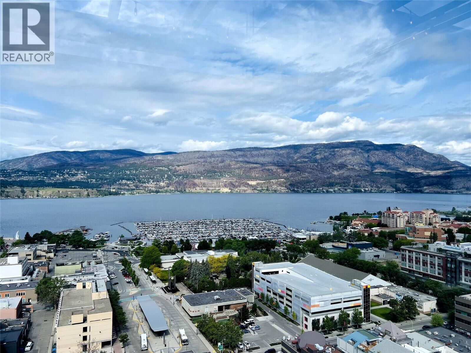 Property Photo: 1471 St Paul Street 905 BC V1Y 2E4
